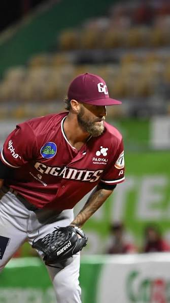 Shane Greene in the field for the Gigantes del Cibao